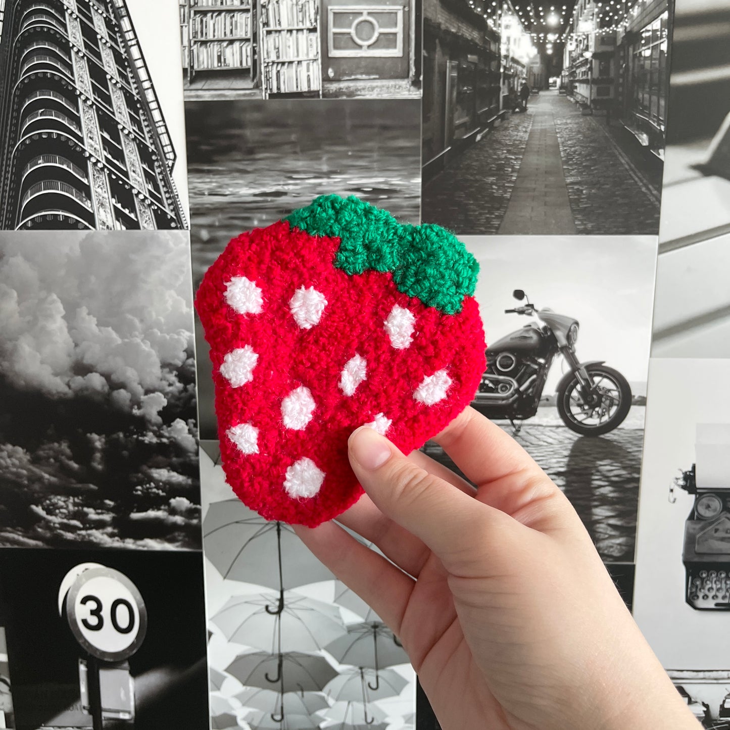 Strawberry Coaster