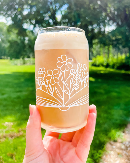 Book Lovers Glass Cup